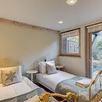 D'olivier - Alpes Travel - Les Praz Chalet
