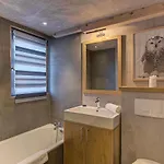 D'olivier - Alpes Travel - Les Praz Chalet
