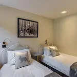 D'olivier - Alpes Travel - Les Praz Chalet *