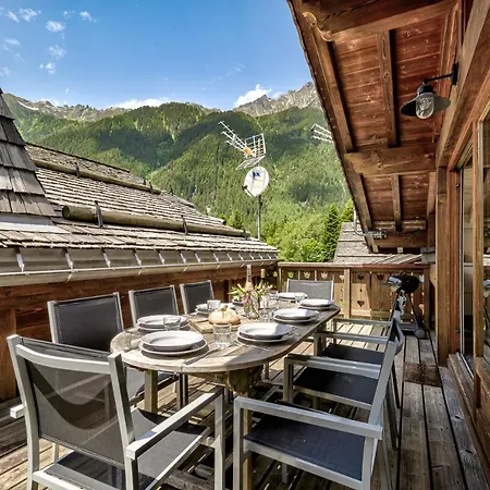 D'olivier, Alpes Agency, Les Praz, Chamonix, Sleeps 8 シャレー シャモニー