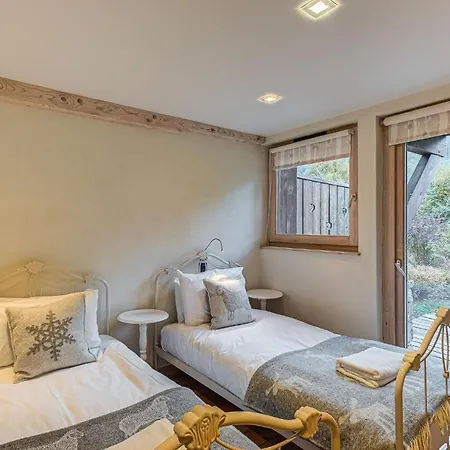 D'olivier, Alpes Agency, Les Praz, Chamonix, Sleeps 8 シャレー