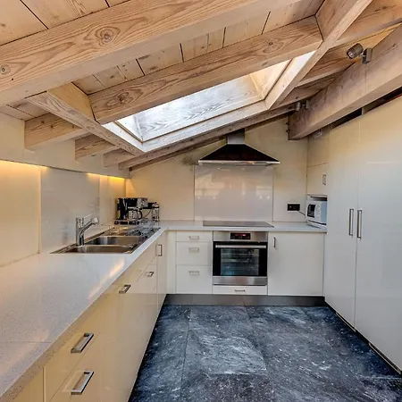 D'olivier, Alpes Agency, Les Praz, Chamonix, Sleeps 8