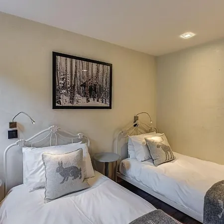 D'olivier, Alpes Agency, Les Praz, Chamonix, Sleeps 8 シャレー *