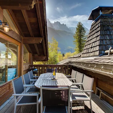 シャレー D'olivier, Alpes Agency, Les Praz, Chamonix, Sleeps 8 *