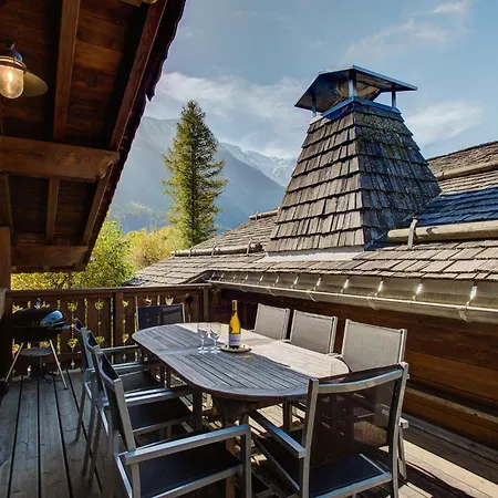 D'olivier, Alpes Agency, Les Praz, Chamonix, Sleeps 8 シャレー *