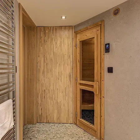 D'olivier, Alpes Agency, Les Praz, Chamonix, Sleeps 8